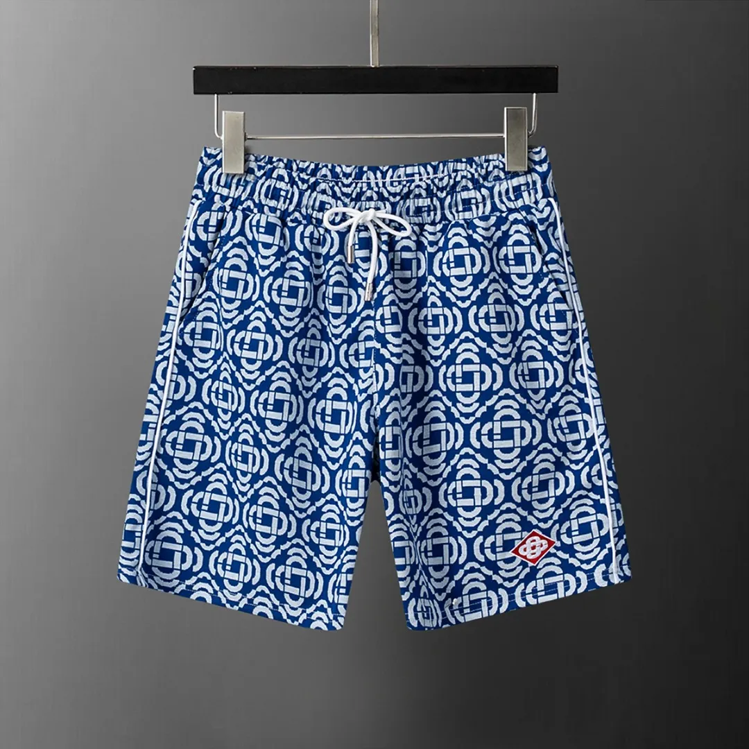 29100# New Arrival casual shorts from the official website for spring and summer 2026. The knitted jacquard fabric is handsome, the fabric is comfortable, the workmanship is rigorous, and the wiring is neat. Good upper body effect·Sizes M-3XL Blue